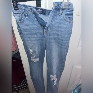 Hollister ultra high rise mom Jean 24w 27l